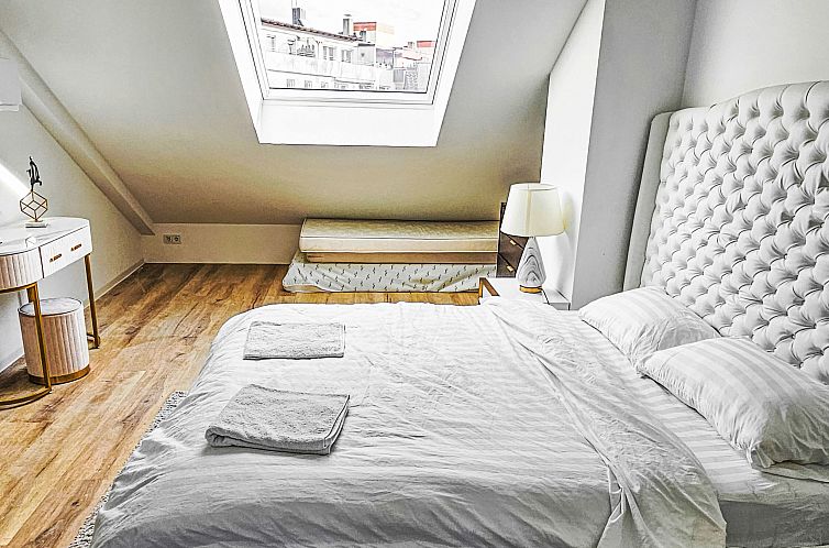 Appartement Luxus 80m² Dachgeschoss City Wohnung