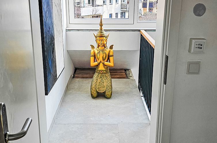 Appartement Luxus 80m² Dachgeschoss City Wohnung