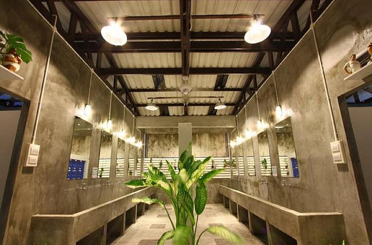 Pak-Up Hostel