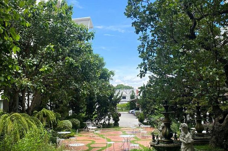 Koranaree Courtyard Boutique Hotel