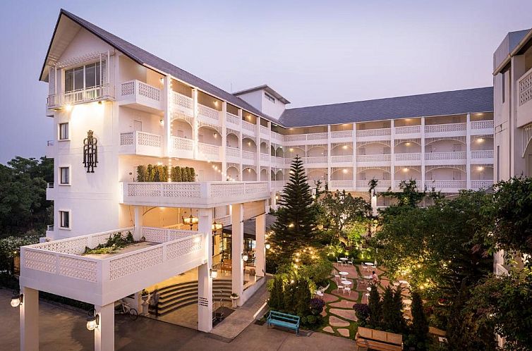 Koranaree Courtyard Boutique Hotel