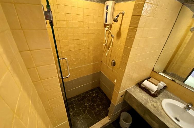 Golden Pine Beach Resort