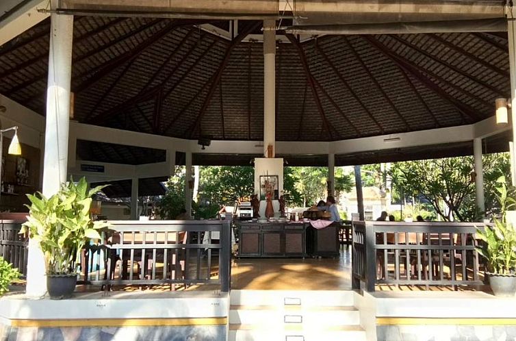 Golden Pine Beach Resort