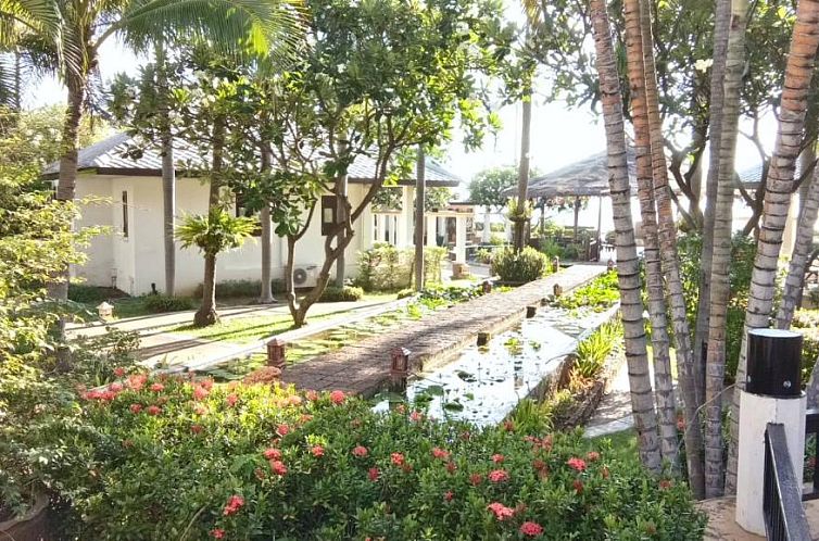 Golden Pine Beach Resort