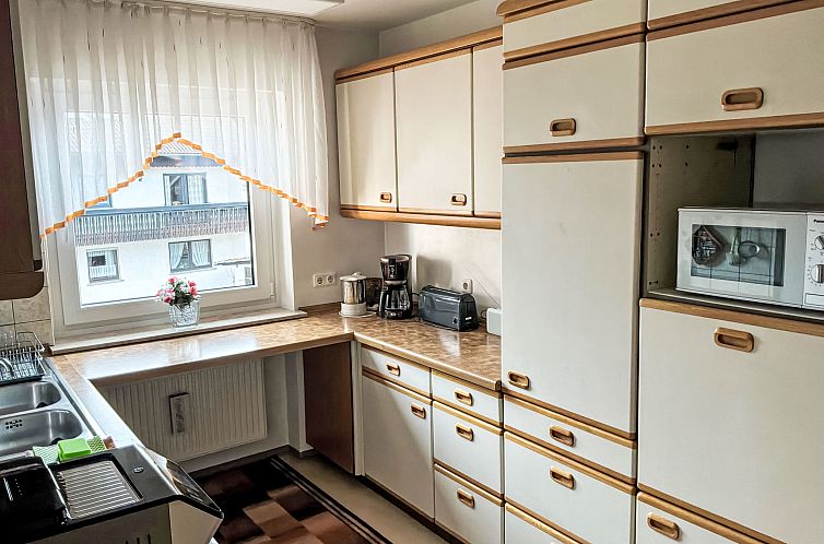 Appartement Freistehendes Ferienhaus mit Südbalkon