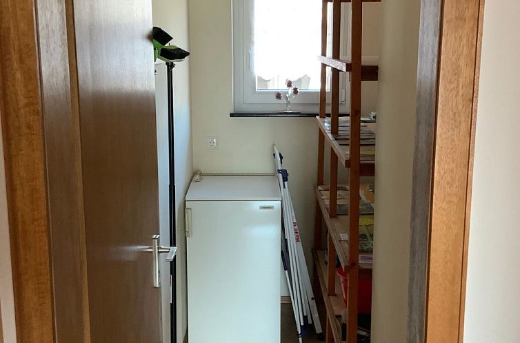 Appartement Freistehendes Ferienhaus mit Südbalkon