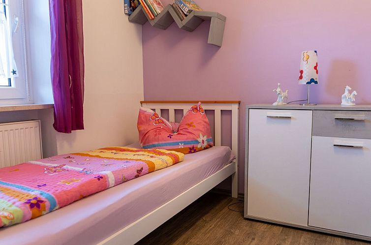 Appartement mit zwei Schlafzimmern und Balkon