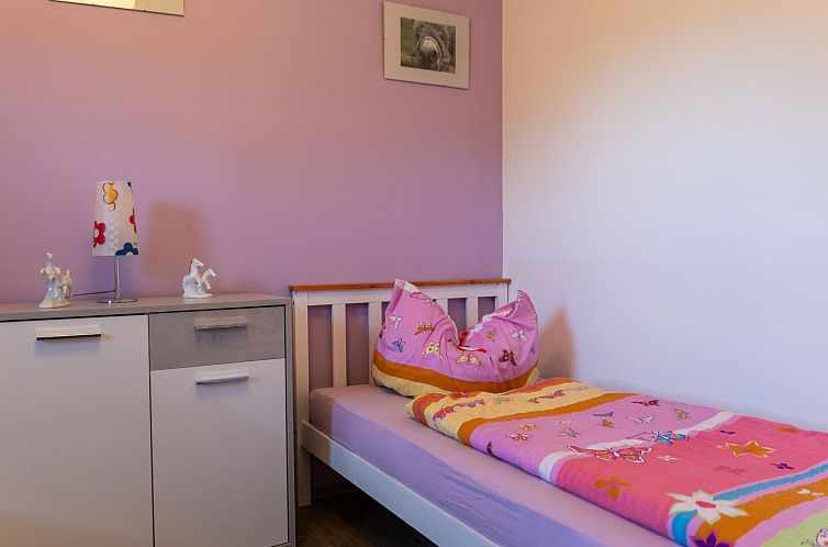 Appartement mit zwei Schlafzimmern und Balkon