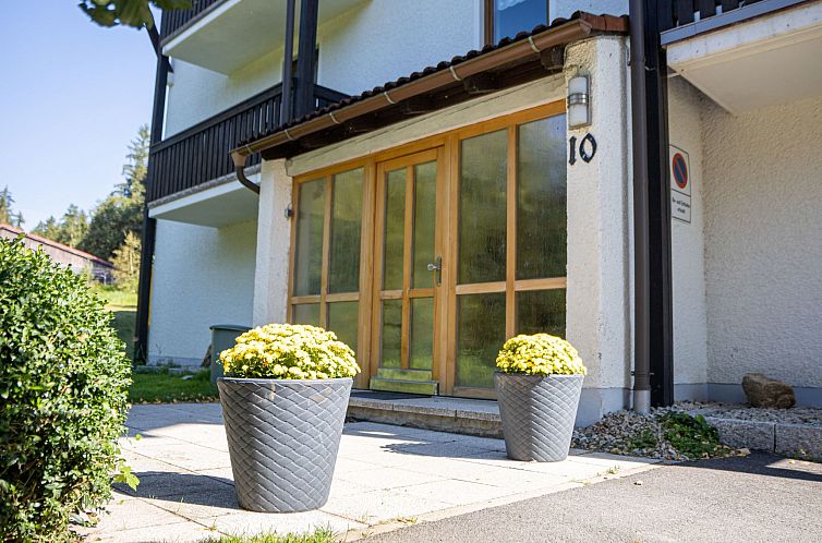 Appartement mit zwei Schlafzimmern und Balkon