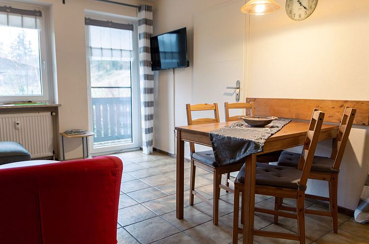 Appartement mit Balkon und Geschirrspülmaschine