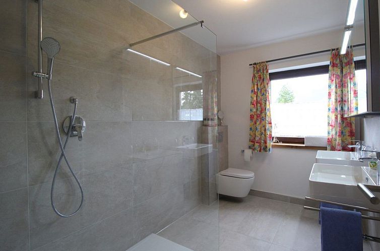 Appartement Wohnung in Garmisch mit großem Balkon