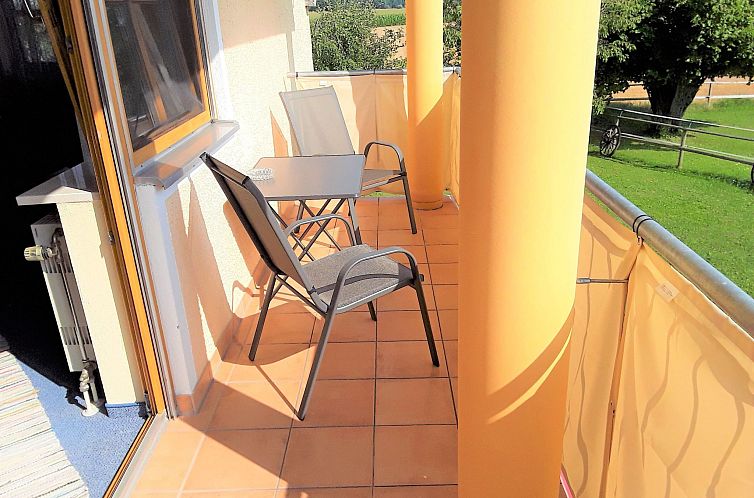 Appartement Gemütliche Ferienwohnung mit großem Garten