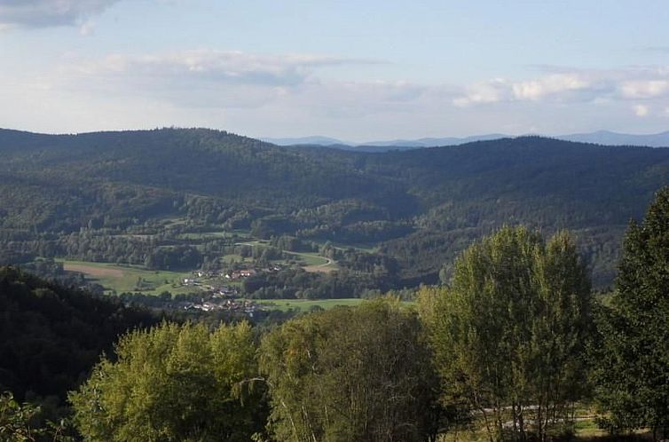 Appartement mit Balkon und Bergblick