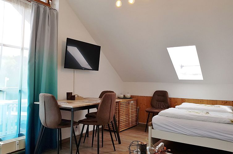 Appartement Charmante Wohnung in Langfurth mit Kleinem Balko