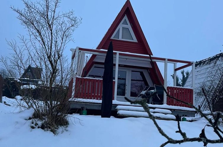 Vakantiehuis Haus am See mit Fasssauna, Liegewiese und Grill