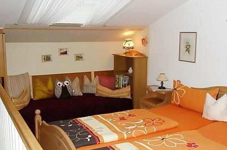 Appartement "Kranzhorn-Blick"