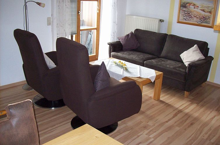 Appartement mit Balkon und schöner Fernsicht