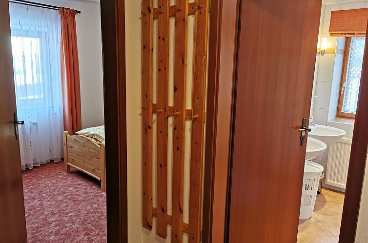 Appartement in Ludwigsreut mit Terrasse, Garten und Grill