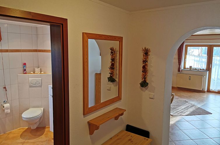 Appartement in Ludwigsreut mit Terrasse, Garten und Grill