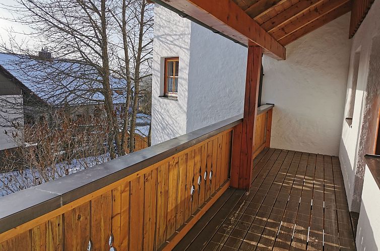 Appartement mit komplett eingerichteter Küchenzeile im Wohn