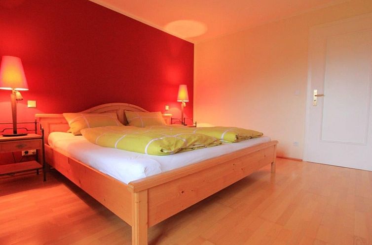 Vakantiehuis in Hagrain mit Grill, Terrasse und Garten