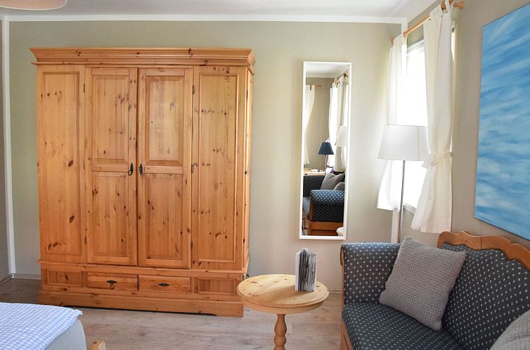 Appartement Charmant trifft Moderne - Ferienwohnung Linde