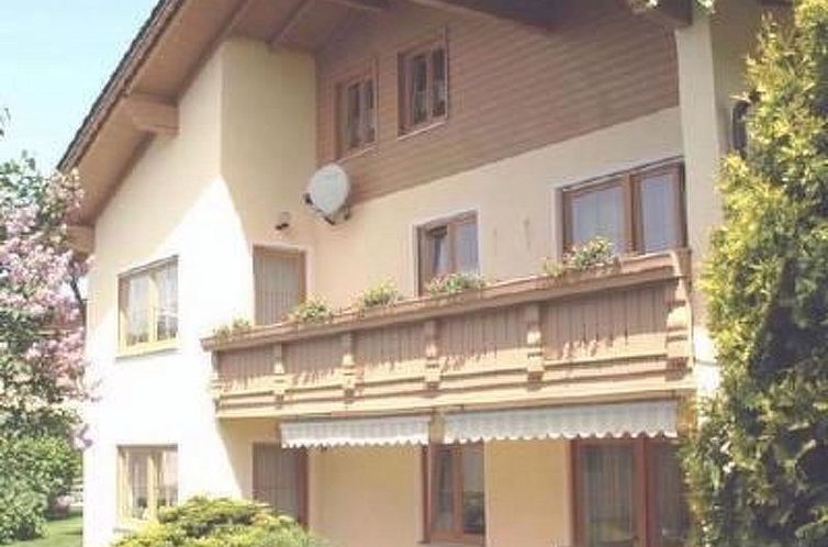 Appartement Appartement mit Terrasse, Garten und Grill