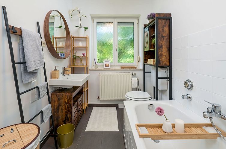 Appartement 1og Links helle 70m 2-Zimmer Wohnung nähe Salzb