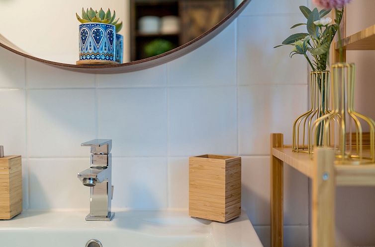 Appartement 2OG mitte helle 70m 2 Zimmer Wohnung nähe Salzb