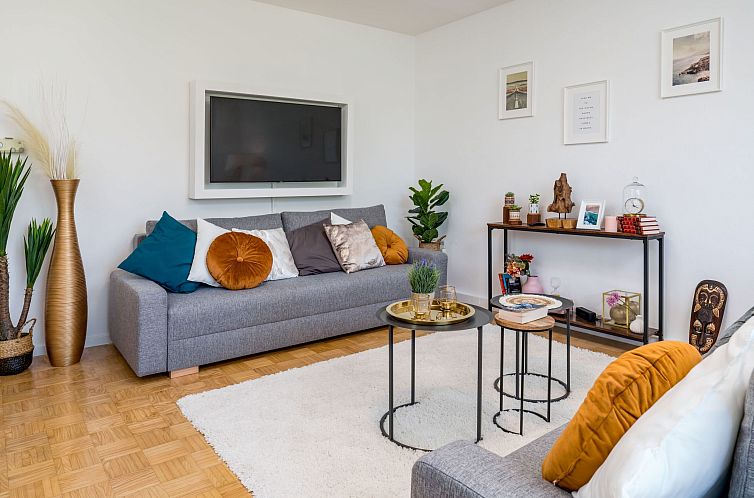 Appartement 2og Links helle 70m 2-Zimmer Wohnung nähe Salzb