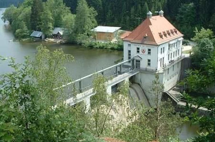 Appartement mit sonniger Terrasse und Ausblick