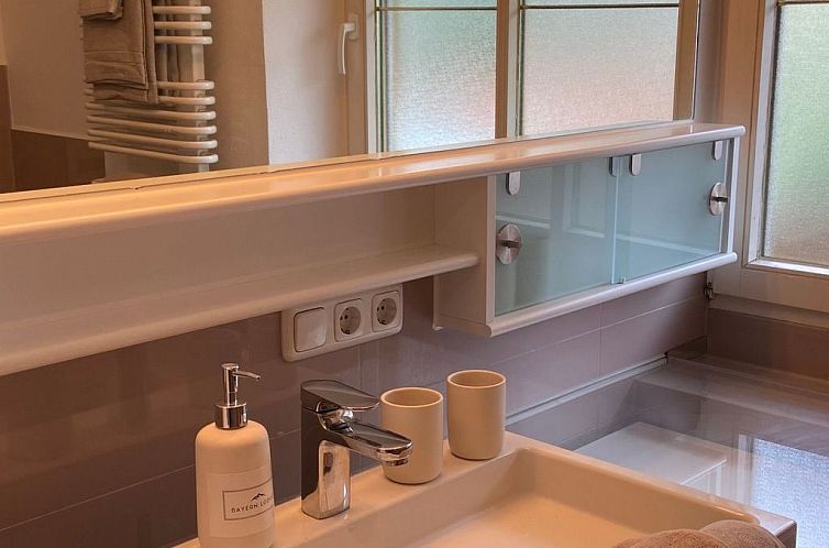 Appartement Modern eingerichtete Wohnung mit 2 Schlafzimmern