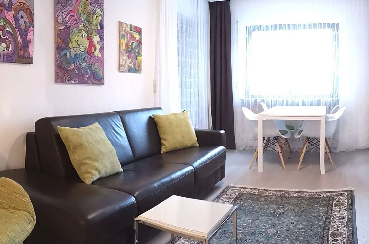 Appartement Appartement in Terrasse, ruhige Lage, stadtnah