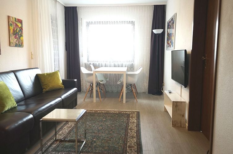 Appartement Appartement in Terrasse, ruhige Lage, stadtnah