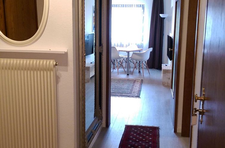 Appartement Appartement in Terrasse, ruhige Lage, stadtnah