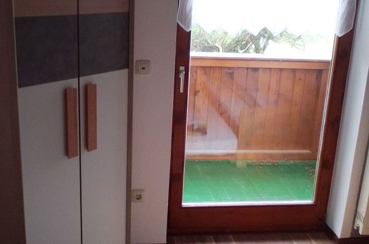 Appartement in Zandt mit Garten und Grill