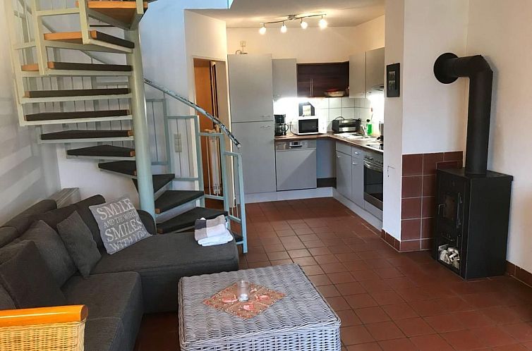 Unterkunft 0339025 - Ferienhaus Bayern - Vakantiehuis Charmantes Ferienhaus in Zandt mit Garten