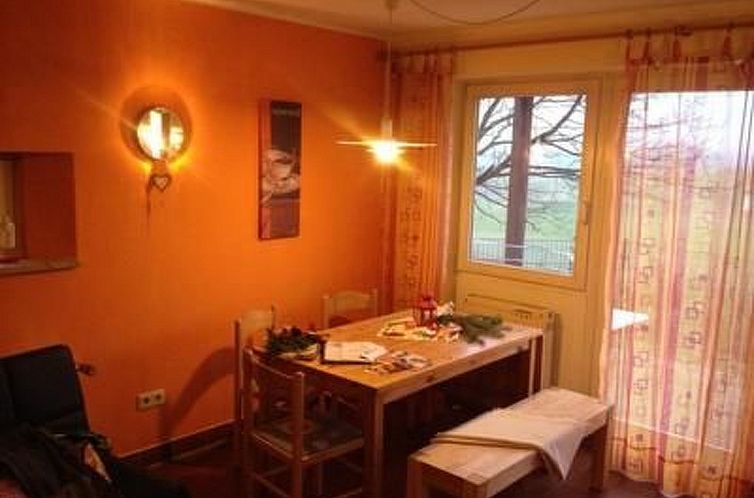 Vakantiehuis in Zandt mit Grill, Garten und Terrasse