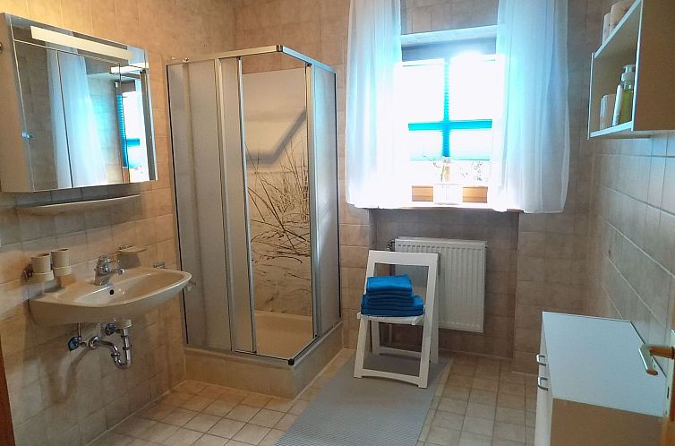 Appartement Wohnung mit möblierter Terrasse und Waldblick
