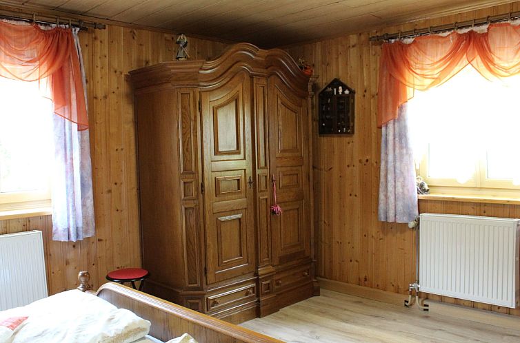 Vakantiehuis mit Kaminofen, Fitnessraum und Sauna