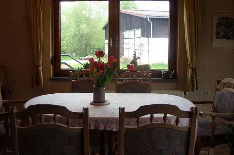 Vakantiehuis mit Terrasse und Parkplatz