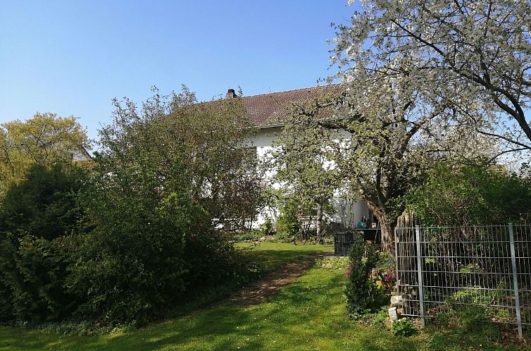 Appartement Große Ferienwohnung in Sinbronn mit Garten