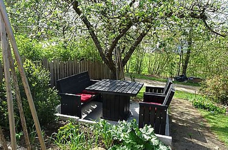 Appartement Große Ferienwohnung in Sinbronn mit Garten