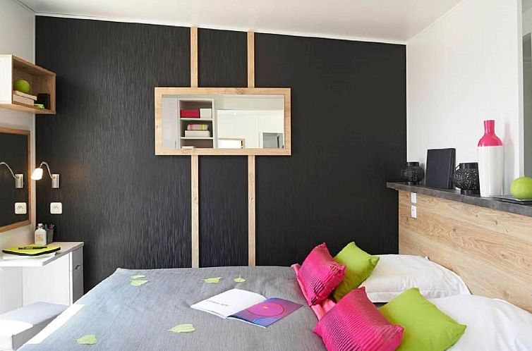 Vakantiehuis in Wackersdorf mit Whirlpool, Terrasse und Gril