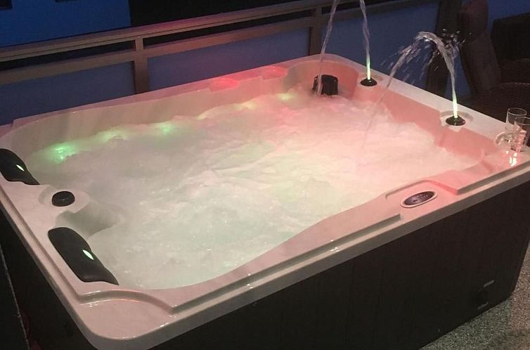 Appartement in Heselbach mit Grill, Whirlpool und Garten