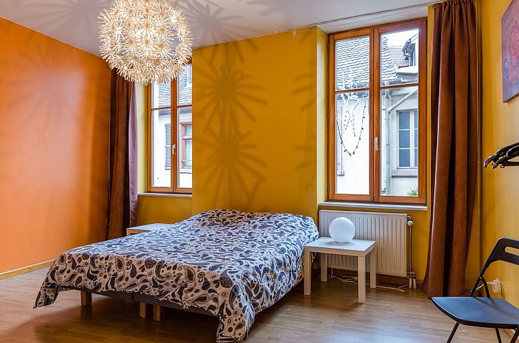 Appartement mit zwei Garagenstellplätzen