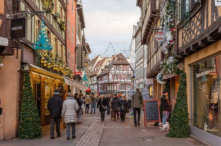 Appartement mit zwei Garagenstellplätzen