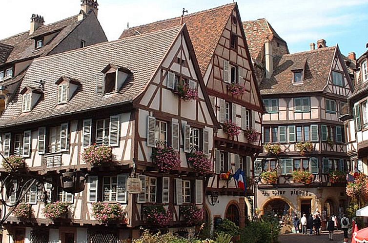 Appartement mit zwei Garagenstellplätzen