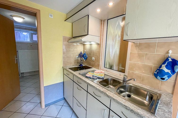 Appartement Résidence jaune et rose