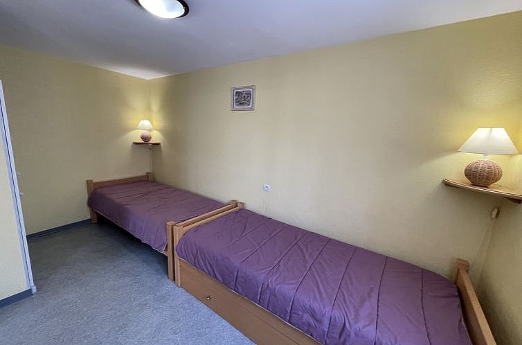 Appartement Résidence jaune et rose